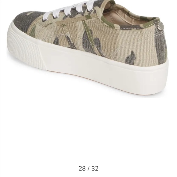Steve Madden Emmi Camo Sneaker Size 10 (9-9.5) - Picture 2 of 9
